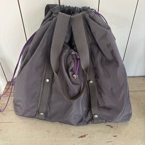Baggallini Gray and Purple Drawstring Tote